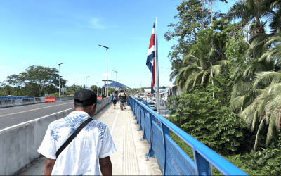 De grens over van Panama naar Costa Rica